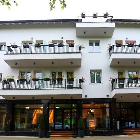Szálloda Emerald Boutique 4*