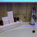 Emerald Boutique فندق تيرانا