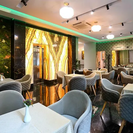 Emerald Boutique 4*