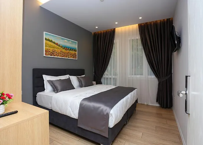 Emerald Boutique 4*